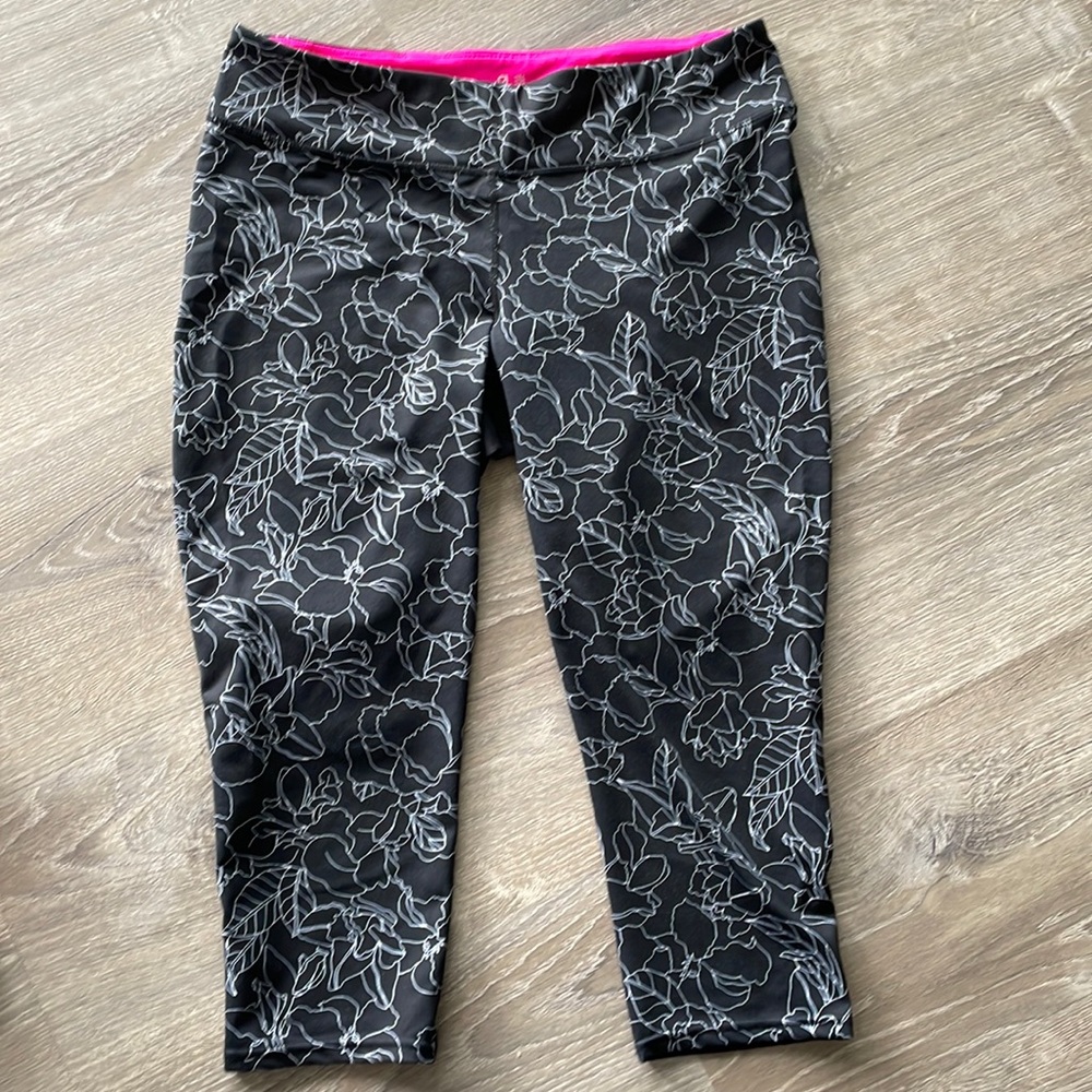 Gap Fit Capri leggings size XL